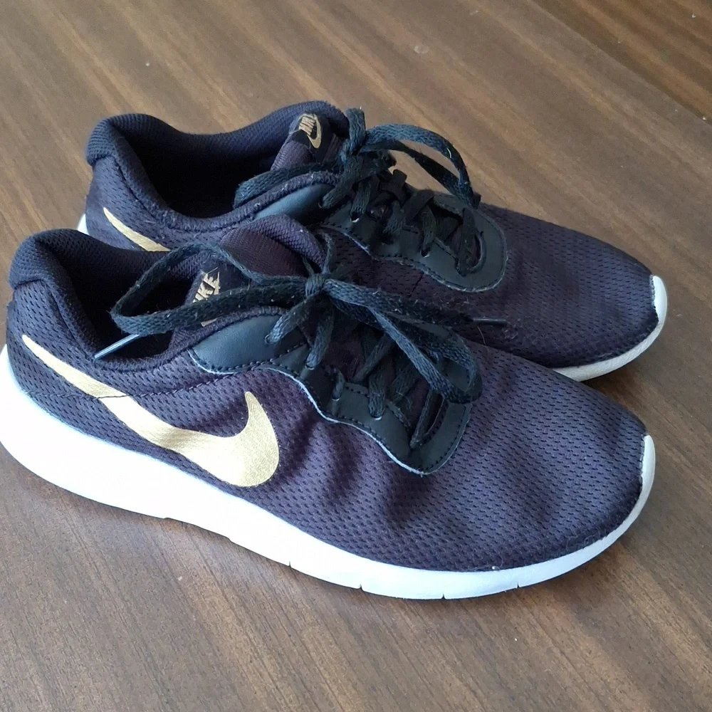 Nike 5 Youth Mesh Upper